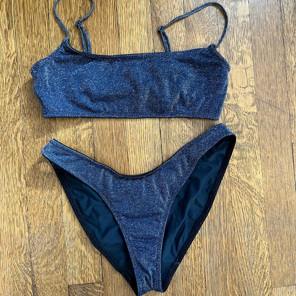 Triangl Bikini!